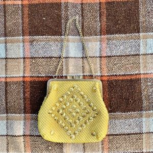 Meet your Posher, Lemon